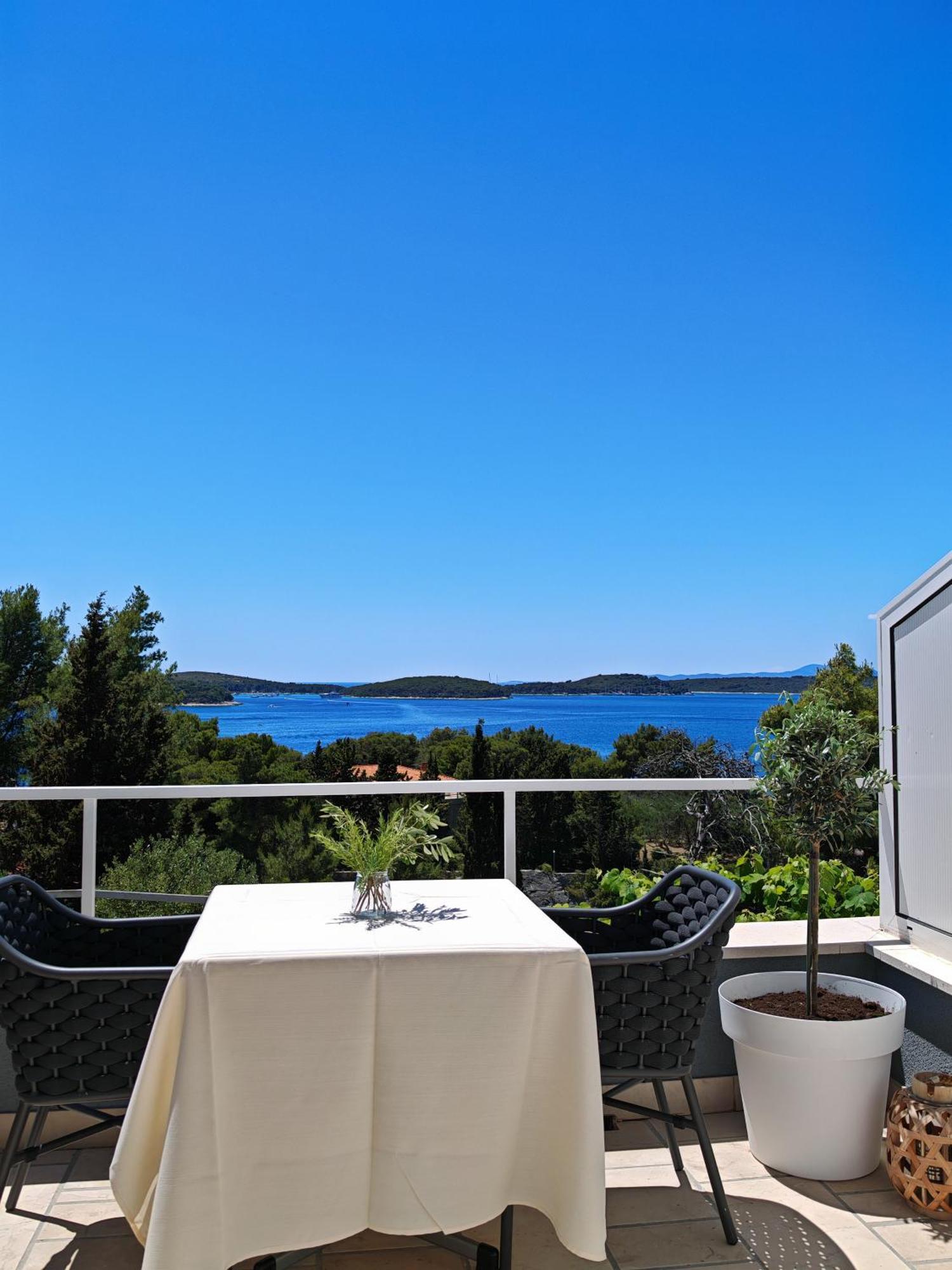 Apartments Melani Hvar Хвар Номер фото